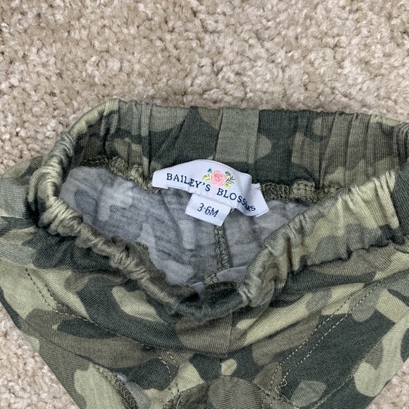 Camo Set - Picture 3 of 3